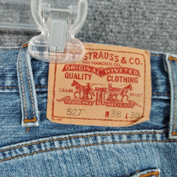 Levis 527‎ Jeans Mens 38x30 Low Bootcut Distressed Hole Worn Hem Denim Pants - Picture 3 of 13